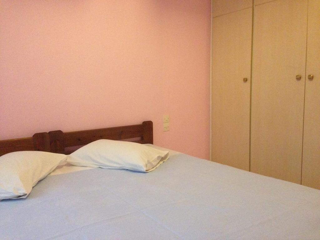 Noufara Hotel Kamena Vourla Quarto foto